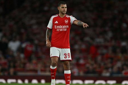 Arsenal vence Como nos pênaltis em último amistoso antes da temporada