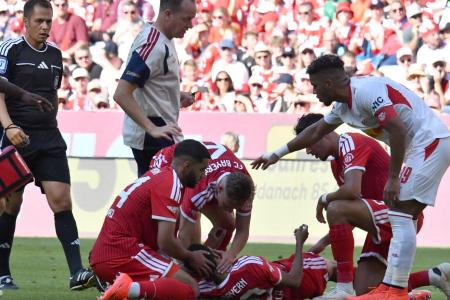 Musiala desmaia em campo após marcar gol