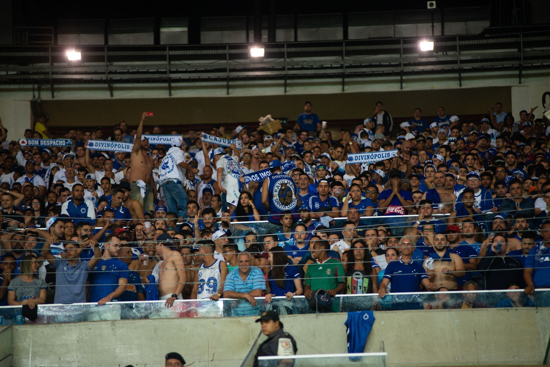 Com ingressos esgotados, Cruzeiro orienta torcida para duelo com Flamengo no Maracanã