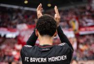 Musiala volta a desmaiar em jogo do Bayern e revela diagnóstico