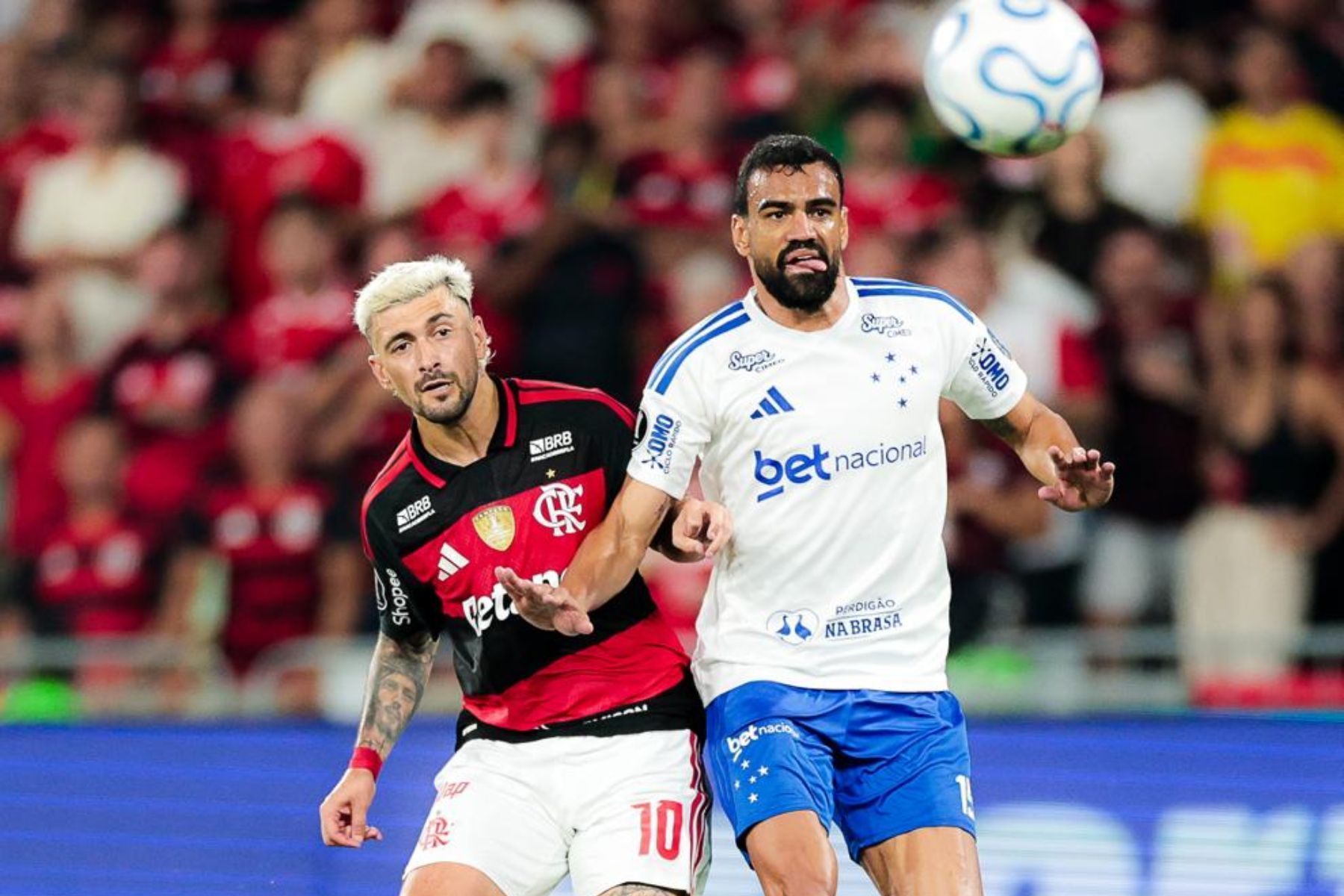 Decisivo pelo Flamengo, Arrascaeta manda recado ao Cruzeiro após vitória