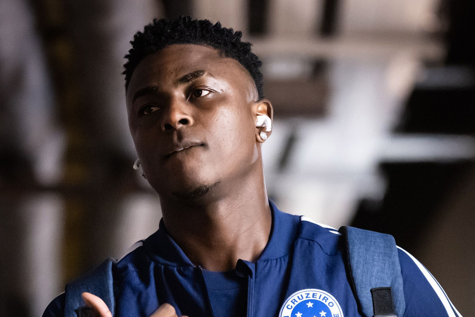 Atacante volta a ser relacionado após um mês e reforça Cruzeiro contra o Flamengo