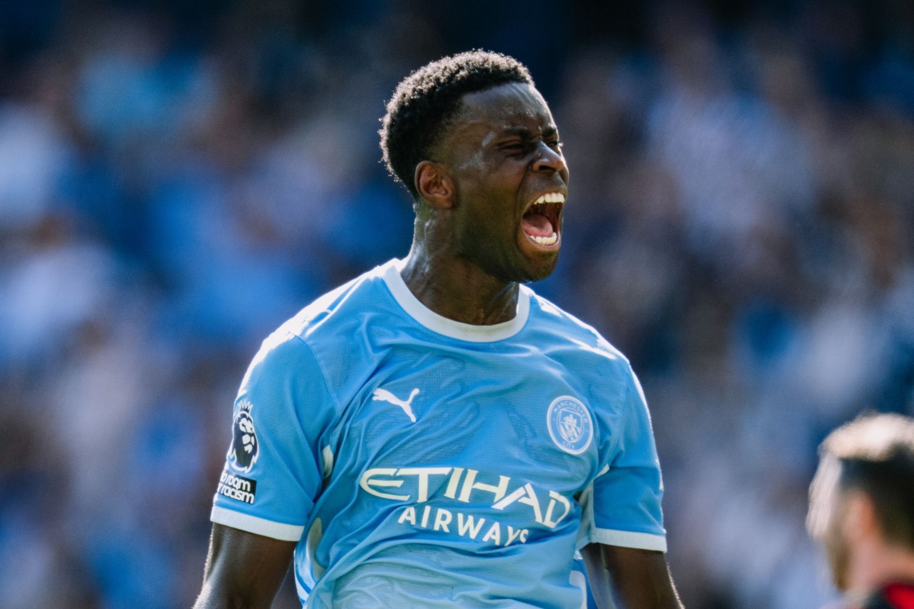 Cherki brilha, e Manchester City vira sobre o Bournemouth com gols no fim