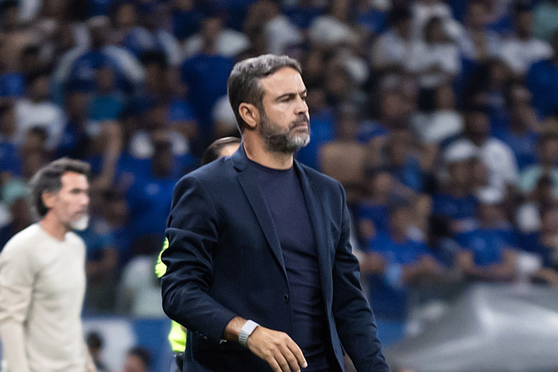 Artur vê erros do Cruzeiro em gol do Atlético e pede competitividade: 'Chamei a atenção'