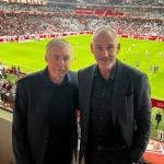 Ancelotti assiste a jogo de gigante europeu e revela observação de destaques brasileiros