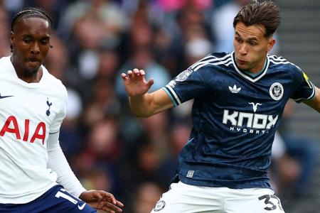 Tottenham e Newcastle se enfrentaram pela Premier League