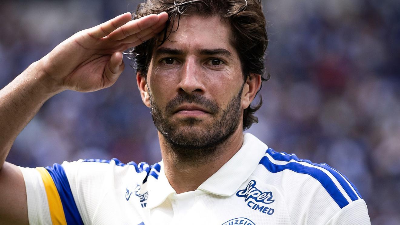 Artur Jorge valoriza papel de Lucas Silva no Cruzeiro e justifica baixa minutagem