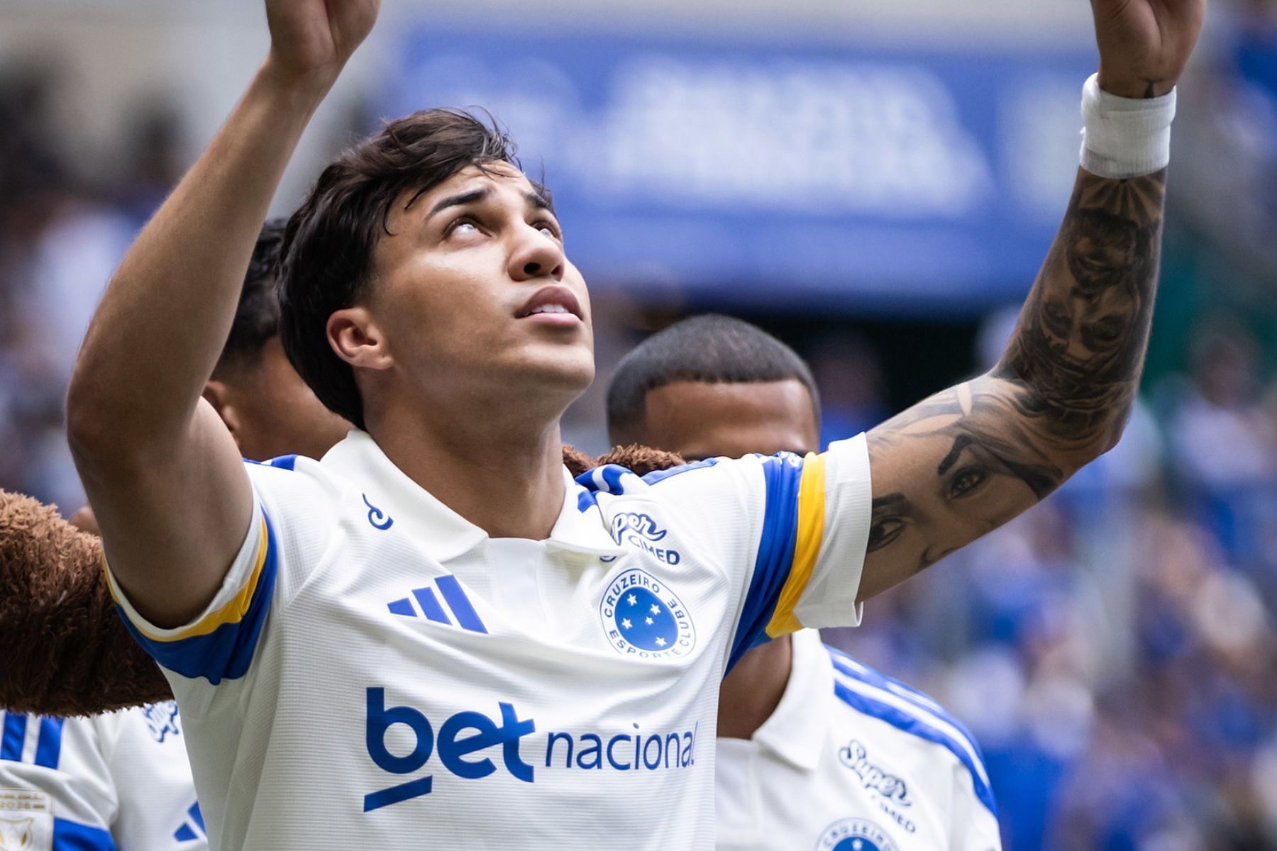 'Virei outra pessoa': Kaio Jorge dá declaração sobre paternidade após gol pelo Cruzeiro