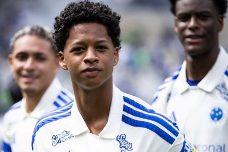 Zé Lucas, volante do Cruzeiro