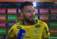 Reinaldo é direto sobre lance que originou gol do Grêmio contra o Mirassol: 'Acontece'