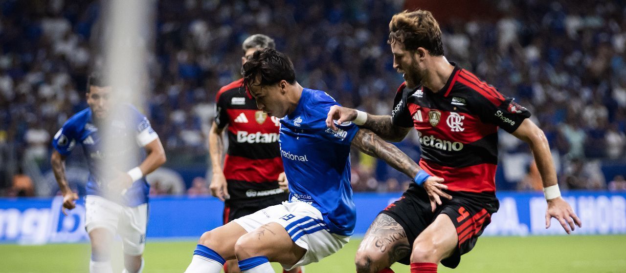 Cruzeiro luta até o fim, mas empata com Flamengo pela ida das oitavas da Libertadores