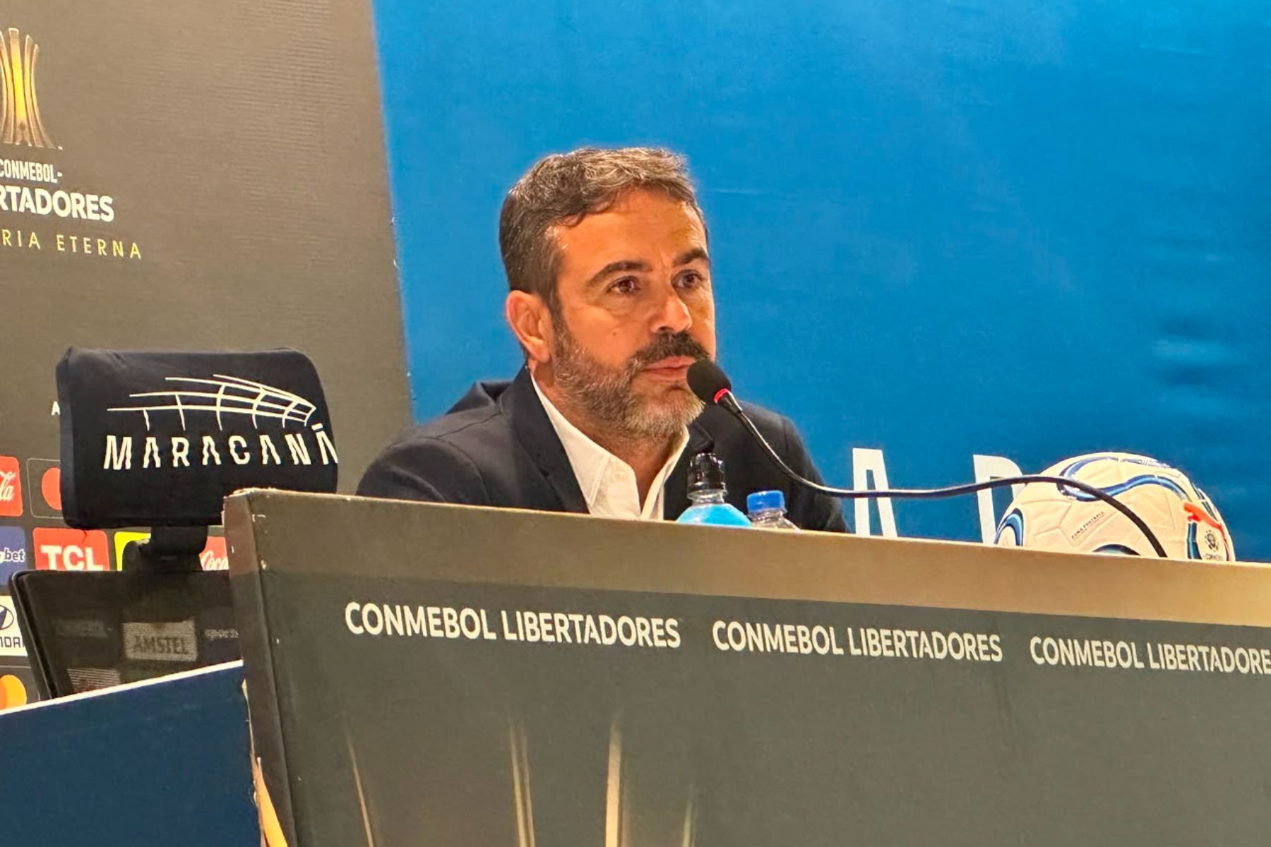 Artur Jorge projeta ano do Cruzeiro após queda na Libertadores: 'Muito pela frente'