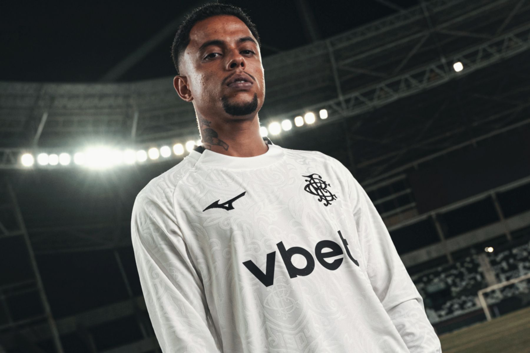 Botafogo lança nova camisa 3; entenda detalhes da peça