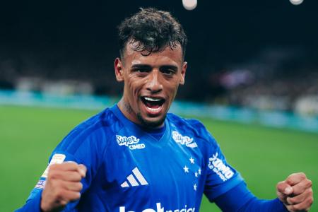 Lucho deu assistência para Wanderson garantir a vitória do Cruzeiro