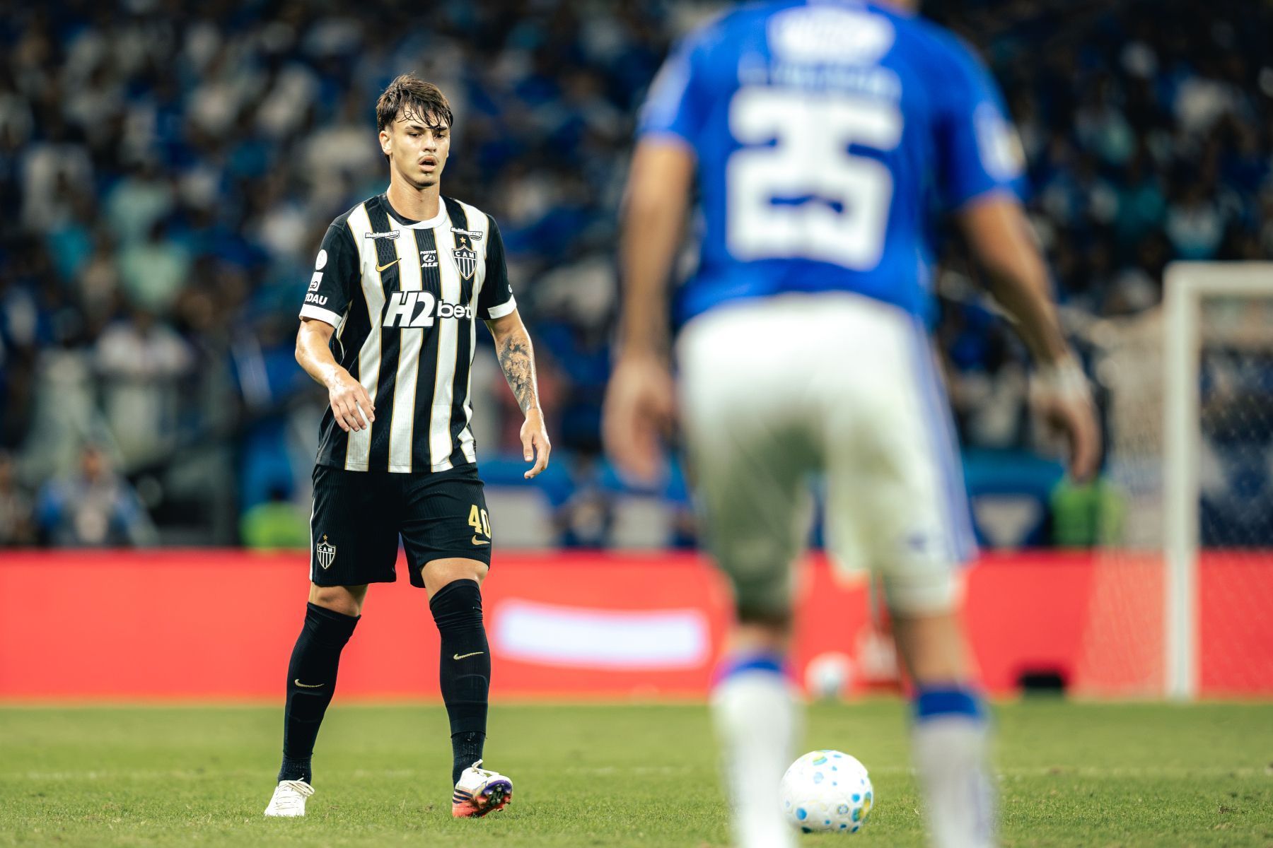Marques rasga elogios a jovem do Atlético após atuação contra o Cruzeiro