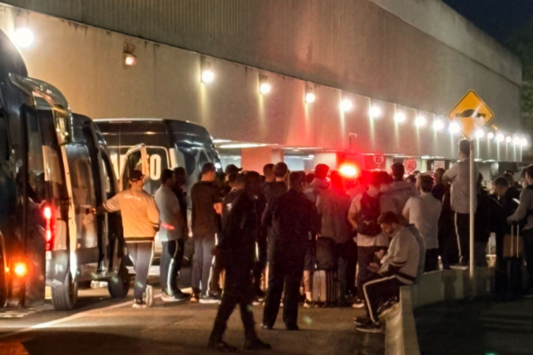 Após nova derrota do Botafogo, torcida organizada cobra mudanças