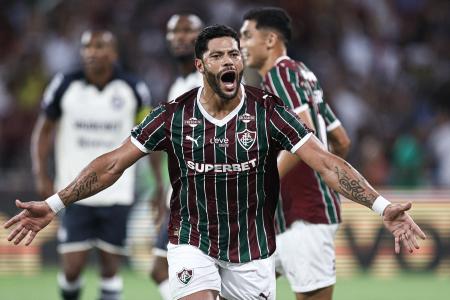 Hulk abriu o placar da partida deste sábado, no Maracanã