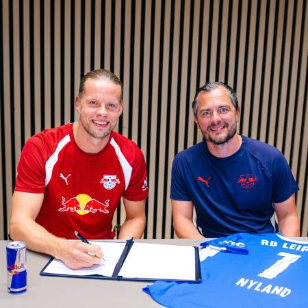 Orjan Nyland assina contrato com o RB Leipzig-ALE • Divulgação/RB Leipzig