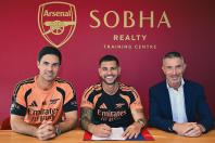 Arsenal anuncia contratação de volante da Seleção Brasileira por mais de R$ 500 milhões