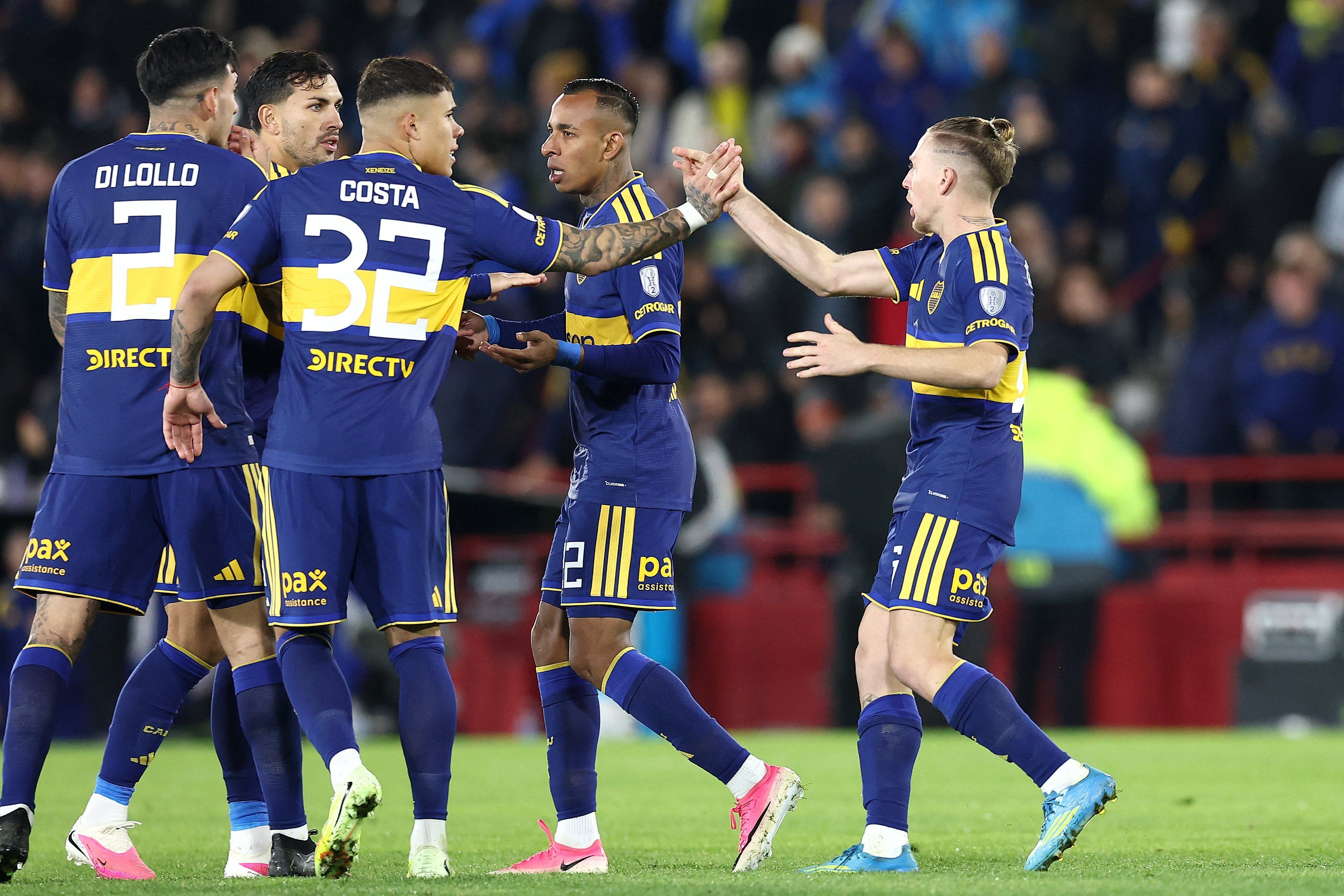 Com dois a mais, Boca Juniors vira sobre Recoleta e abre vantagem na Sul-Americana