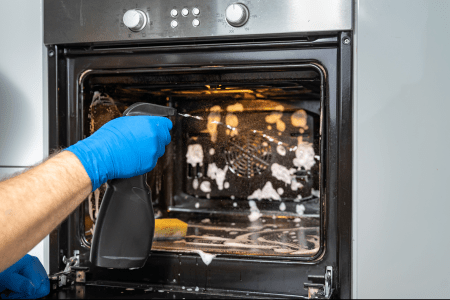 Manter o eletrodoméstico limpo não exige produtos industriais caros nem esforço monumental
