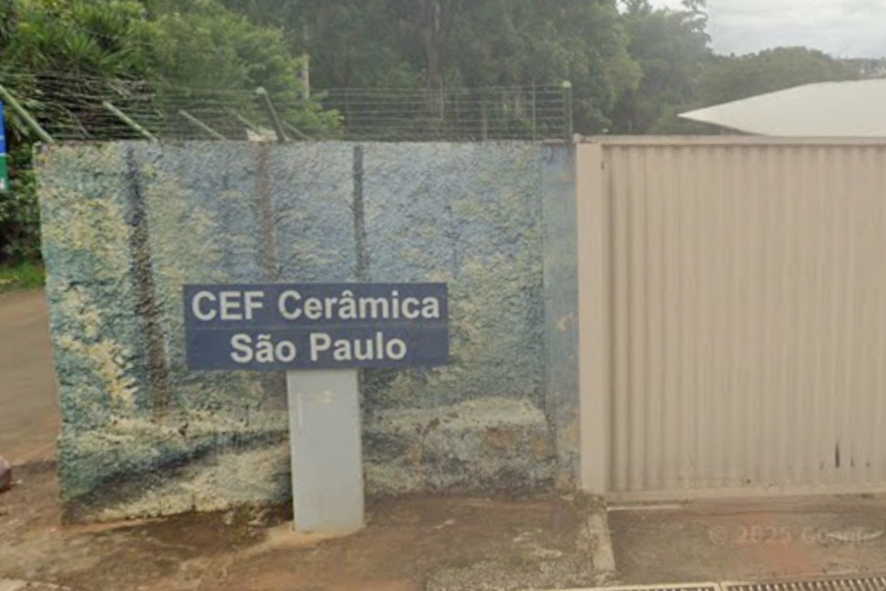Criança de 11 anos é esfaqueada por colega em escola pública no DF