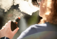 Tabaco aquecido pode afetar sistema imunológico e favorecer esclerose múltipla; entenda