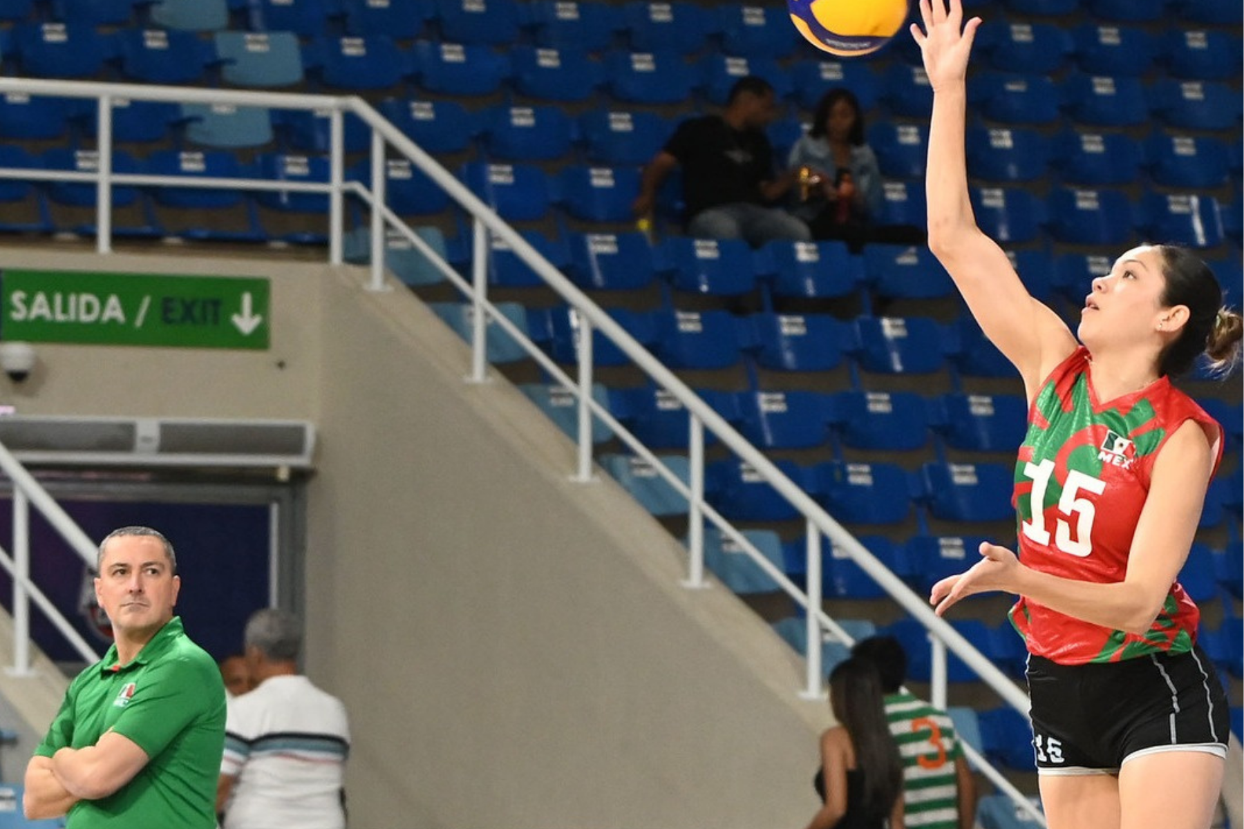 Seleção comandada por ex-técnico do Gerdau Minas vence set por 25 a 0
