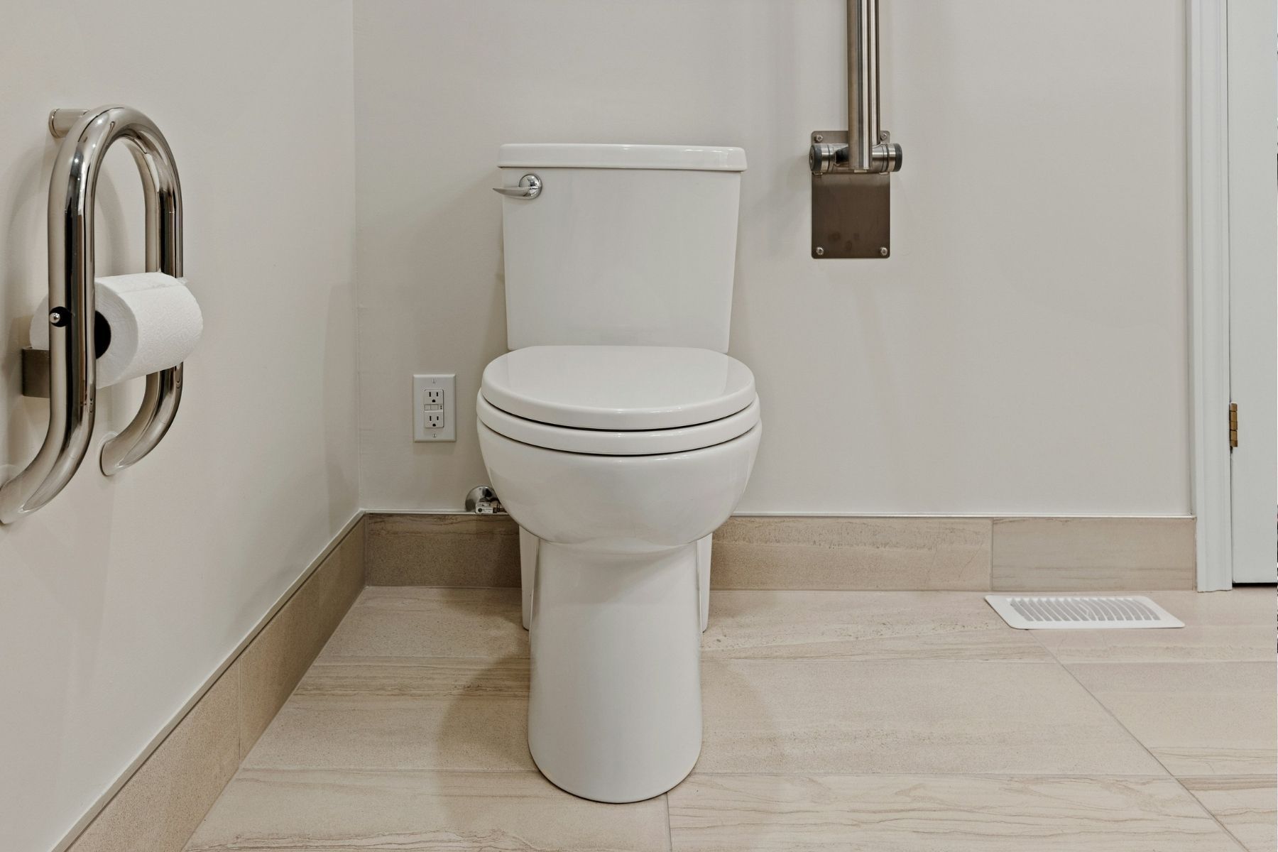 Colocar bicarbonato no vaso sanitário antes de dormir: para que serve e por que é recomendado