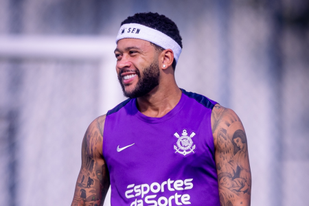 Ator sugeriu contratação de Memphis Depay pelo Atlético
