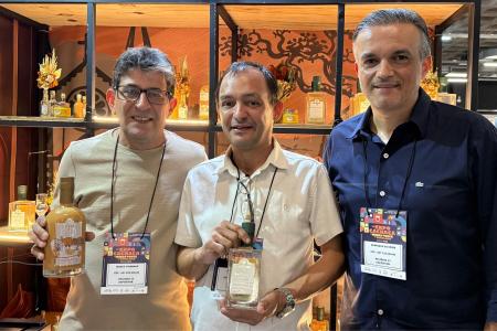 Marco Trindade, Helder Corrêa e Henrique de Matos da Relíquia 33 • Giullia Gurgel/ Itatiaia