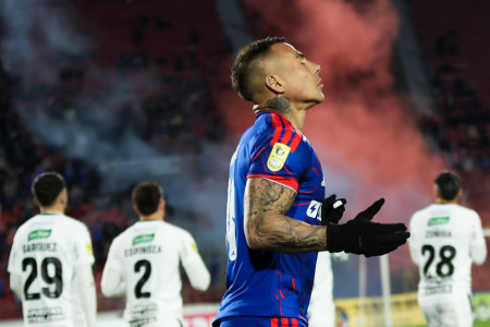 Multicampeão pelo Atlético, Eduardo Vargas vive grande fase na Universidad de Chile