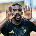 Cria do Atlético marca, decide para Juventus e comemoração chama atenção: 'Alô Neymar'
