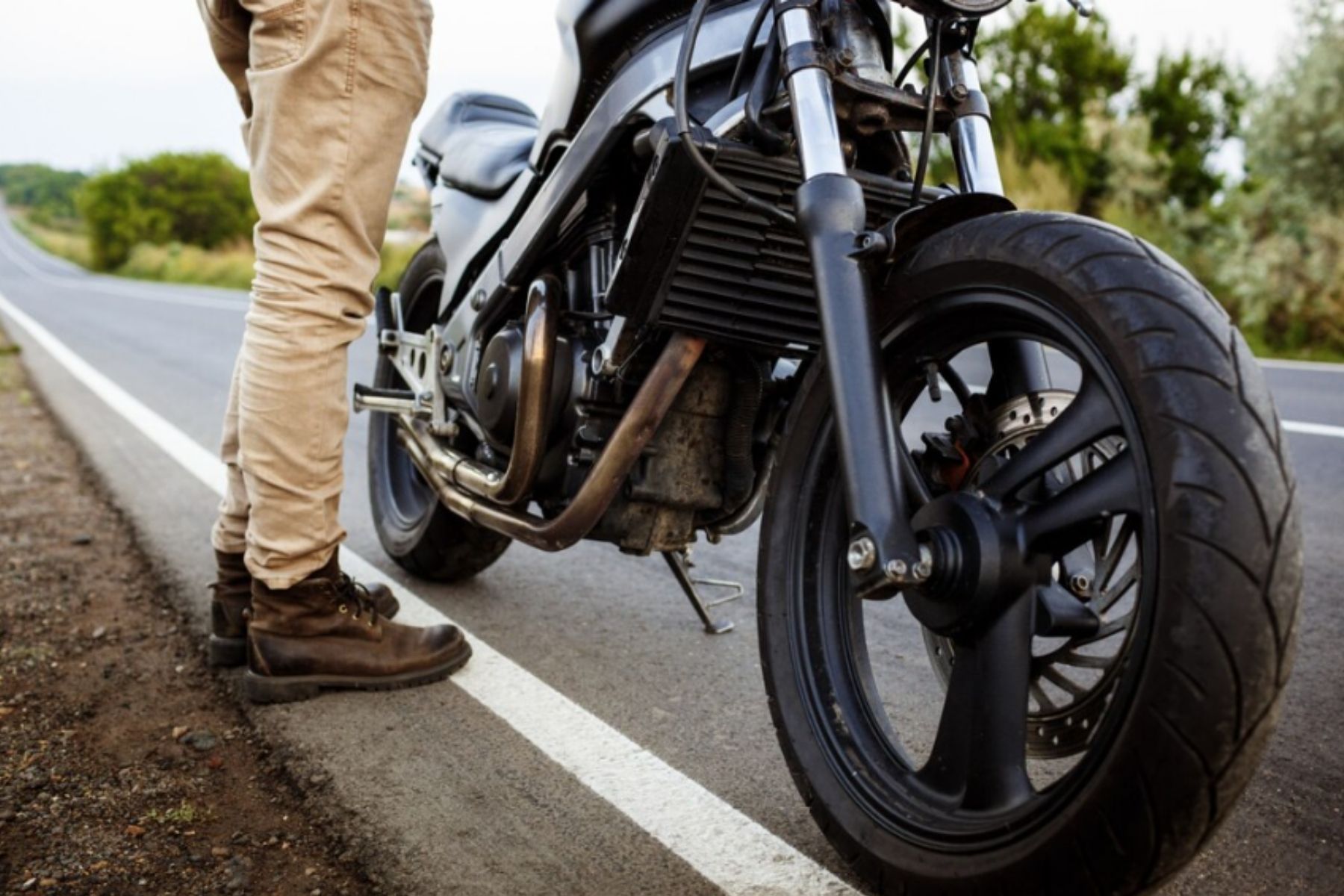 Aluguel de moto usada no trabalho não entra no salário de leiturista