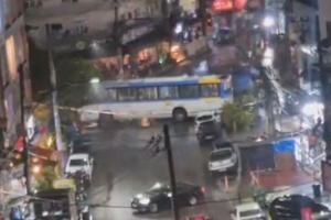 Tiroteio deixa quatro mortos e 14 ônibus são usados em barricadas na Zona Sudoeste do Rio
