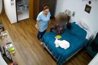 Cuidadora é presa suspeita de furtar joias de idosas em asilo de Brasília; veja vídeo