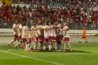 Com emoção até no último lance, CRB vence Criciúma e entra no G6 da Série B