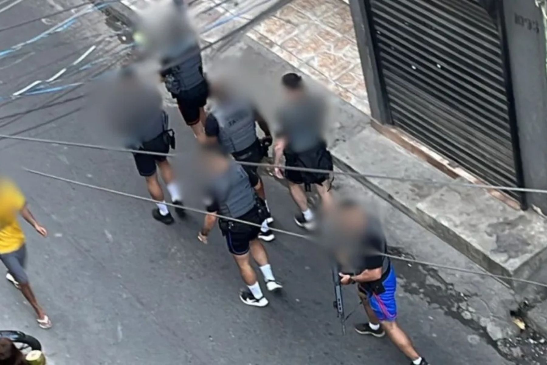 PM e criminosos trocam tiros na comunidade de Paraisópolis, em SP