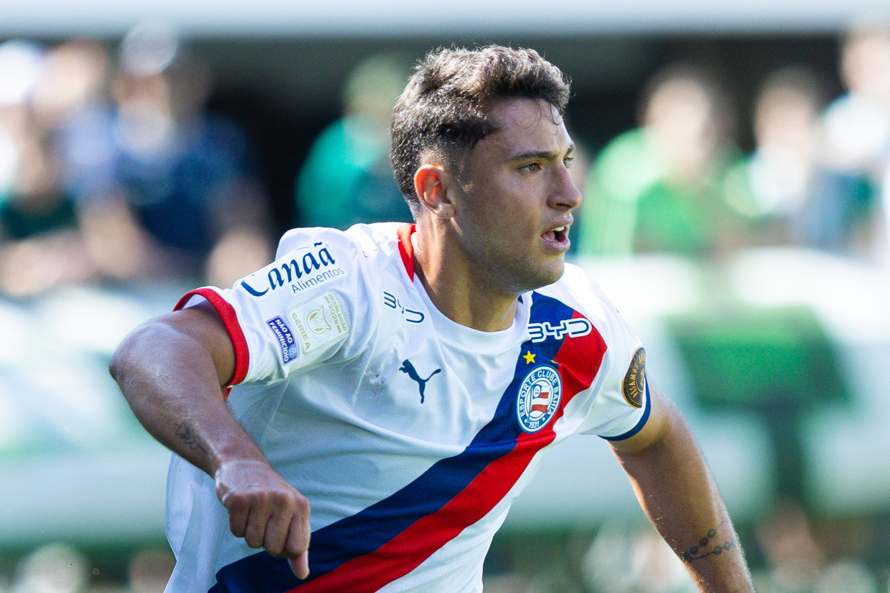 Alejo Veliz desencanta e marca primeiro gol pelo Bahia