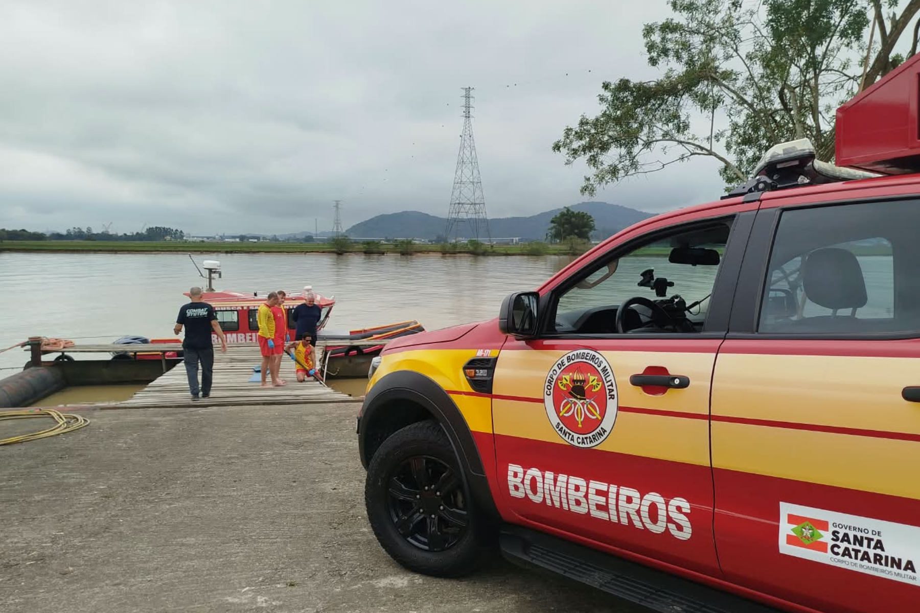 Pescador é encontrado morto em rio após cair de barco durante churrasco em SC