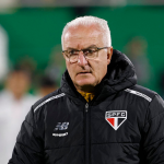 Dorival Júnior é direto após derrota do São Paulo para Chapecoense: 'Inadmissível'