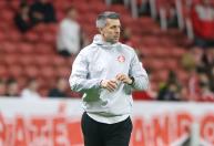 Pezzolano abre o jogo sobre retomada da titularidade de Alan Patrick no Inter