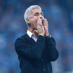 Luís Castro se irrita com críticas no Grêmio e cita Abel Ferreira, do Palmeiras