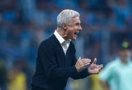 Luís Castro, do Grêmio, detona calendário do futebol brasileiro: 'Violência extrema'