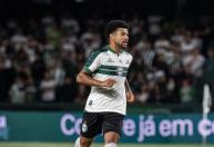 Fernando Seabra revela conversa com Lucas Ronier após lesão no Coritiba