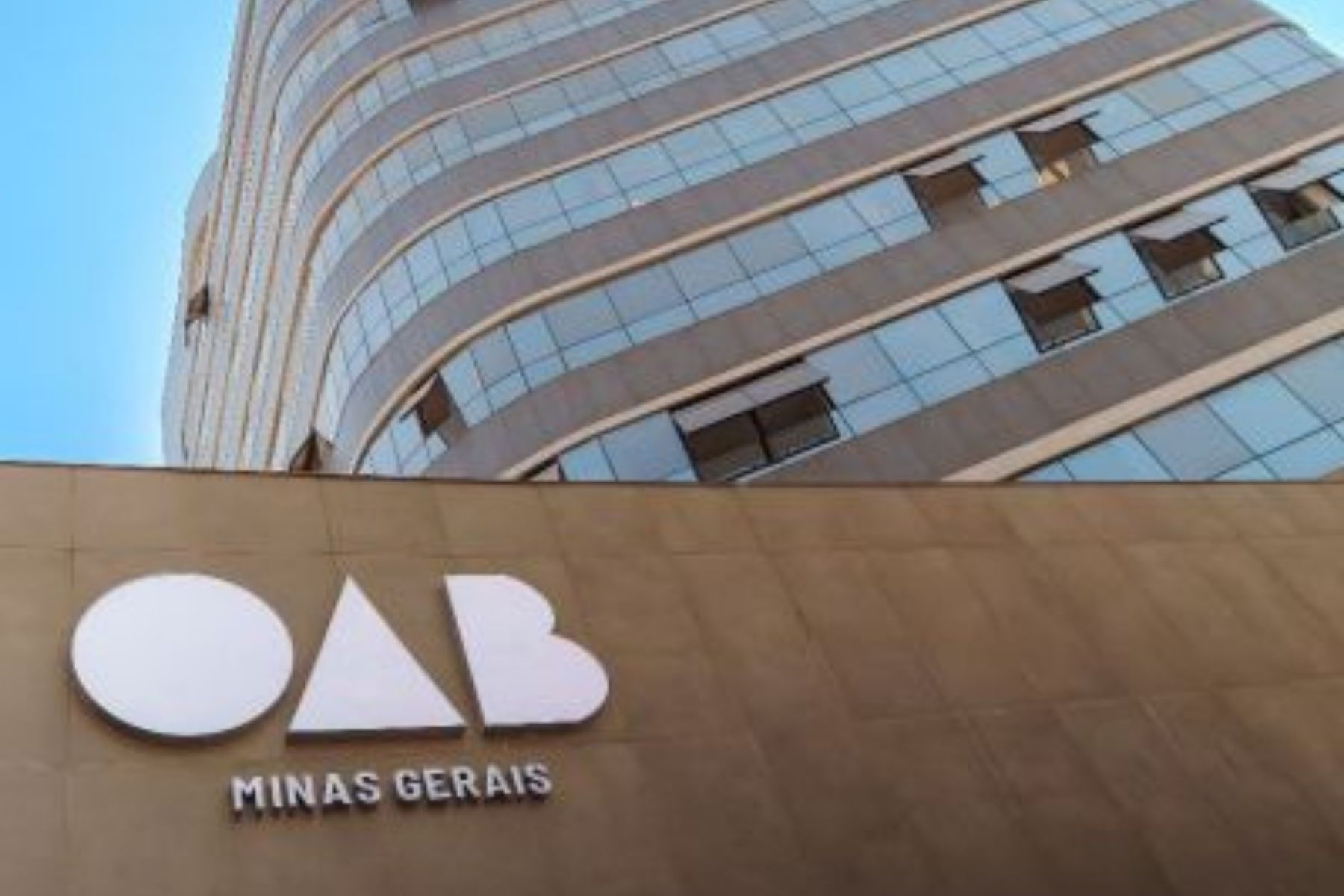 OAB-MG aciona Justiça Federal contra falsa advogada que fez vítimas em rede social