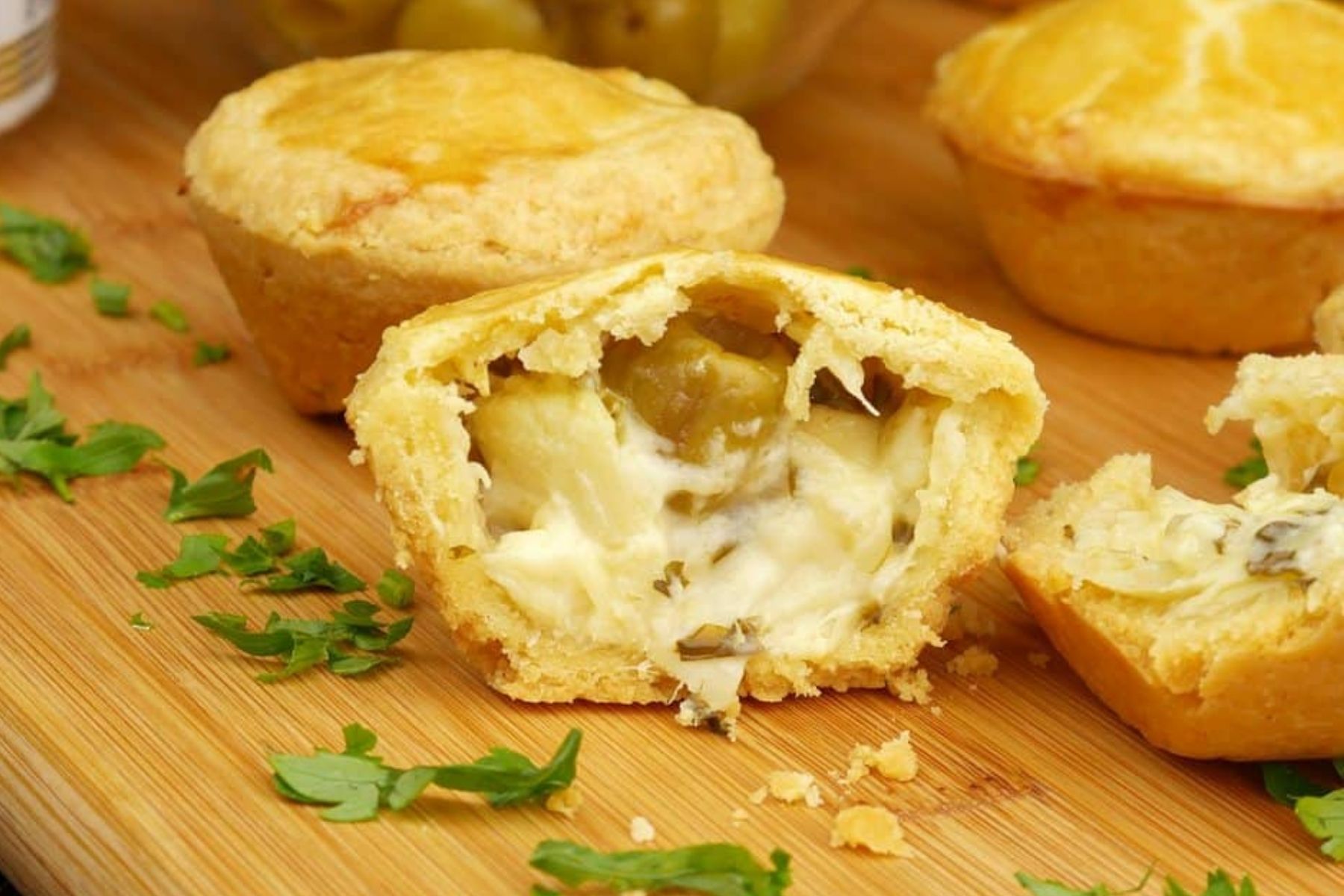 Empadinha de palmito cremosa: receita caseira rápida e prática para o lanche