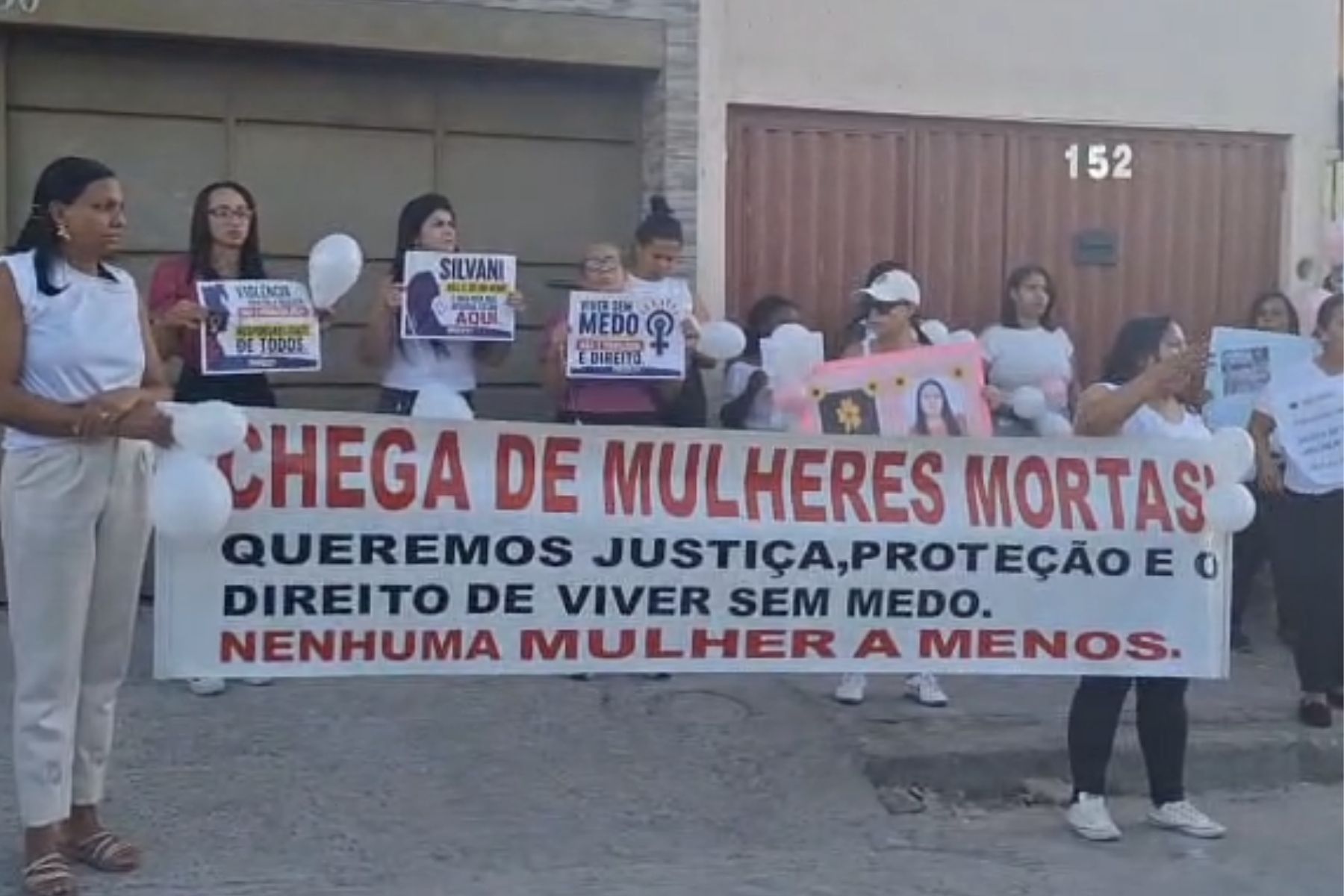 ‘Ouvia todas as mulheres, mas não conseguiu ser ouvida’, diz amiga em ato por manicure morta