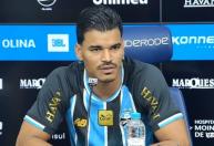 No Grêmio, Danilo Barbosa analisa trabalhos de Luís Castro e cita Botafogo