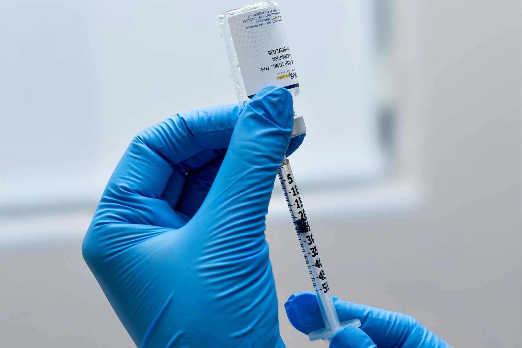 Entenda decisão que derrubou permissão para dentistas realizarem harmonização facial